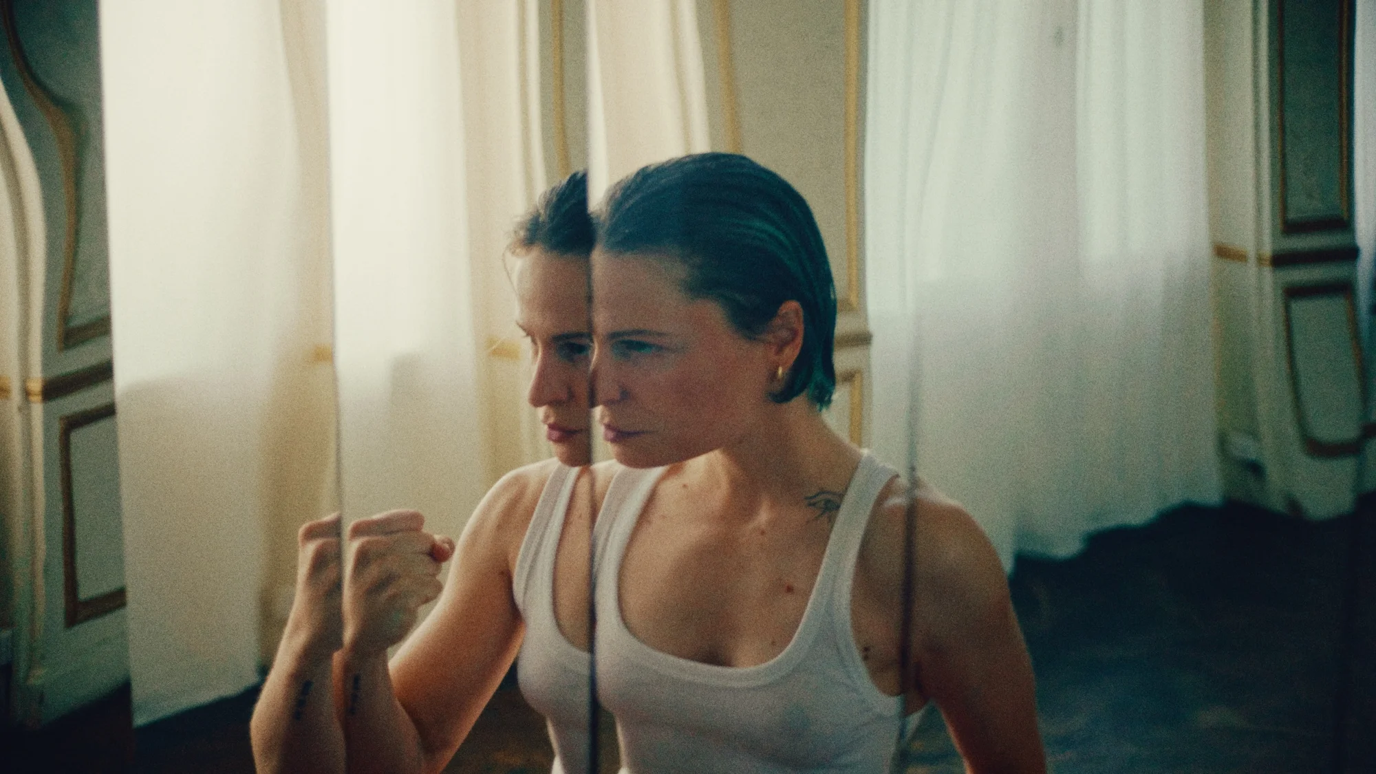 christine and the queens feat cerrone
